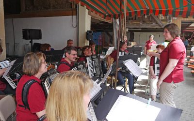 Kirschblütenfest in Mösbach